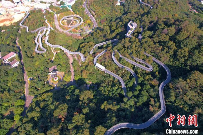 俯瞰福州城市森林步道。　王东明 摄