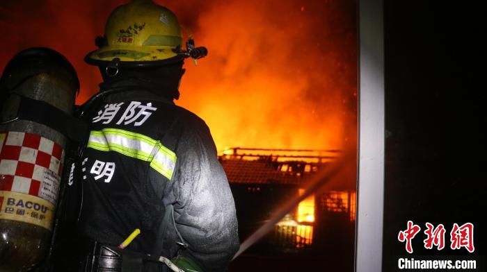 “火焰蓝”的新春守护:万家圆时心亦安