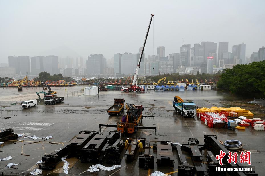 香港特区政府在中央支持下全力建设隔离措施