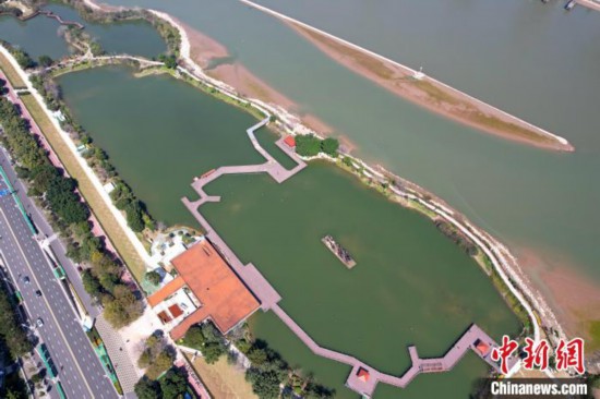 航拍福州闽江沿岸湿地公园