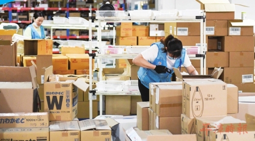 “海淘”不用等 价实货还真 “海淘”不用等 价实货还真