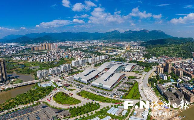青口汽车工业园区。记者 林双伟 摄