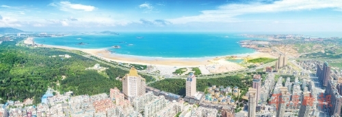 宏图起　奋楫逐浪正扬帆