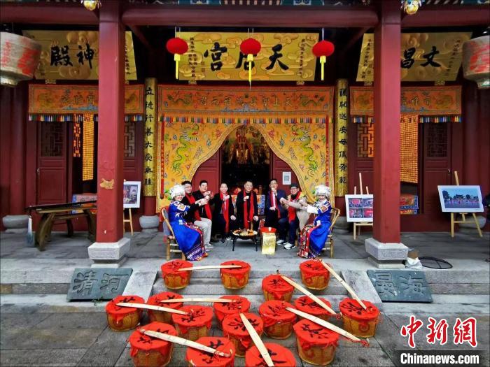 “两岸茶人庆元宵 家国情怀共团圆”主题茶会现场。　洪植锦供图