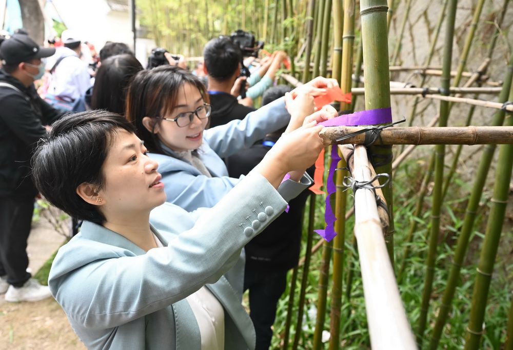 新华社：福州举办2023“中华花朝节”