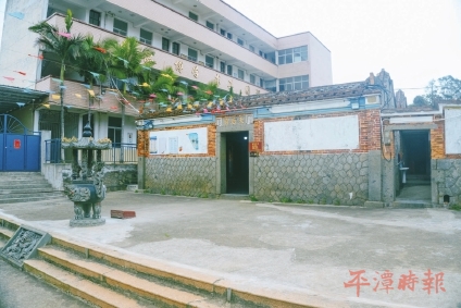 打卡穿越风浪的海峡天路