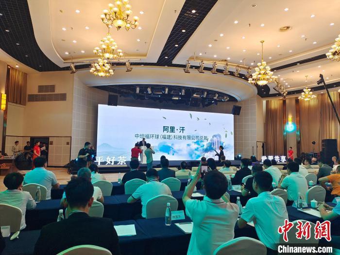 论坛现场　杨春华 摄