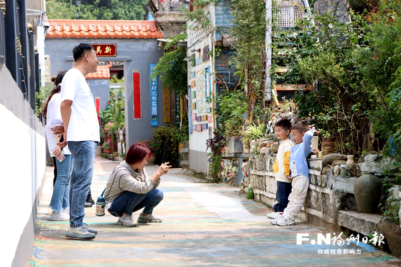 特产“走出去” 人气“引进来”——探访长乐吴村村的富民兴村路