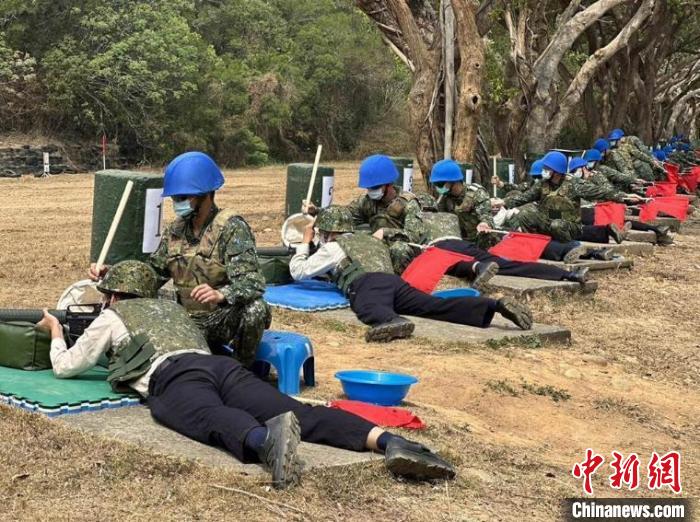 3年读完大学1年去当兵?台当局被批“不要再恶搞年轻人了”