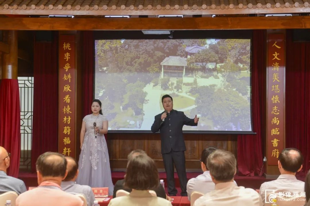 乐享文化大餐!一起“玩转”非遗! 乐享文化大餐!一起“玩转”非遗!