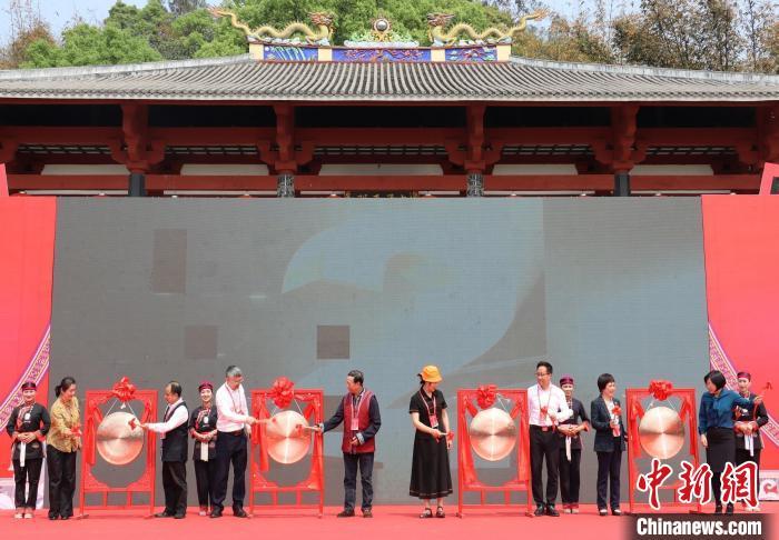 4月14日，蕉城区2023年铸牢中华民族共同体意识“三月三”畲族歌会启动仪式。林榕生 摄