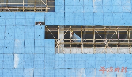 筑牢防风墙　织密安全网