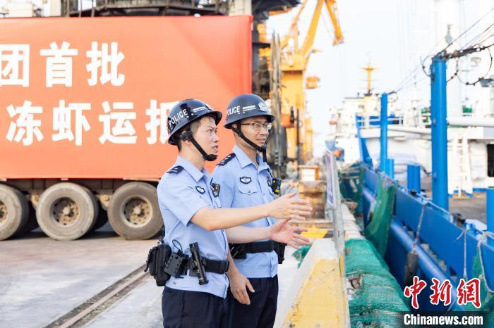 中印尼“两国双园”国际货运航线首航