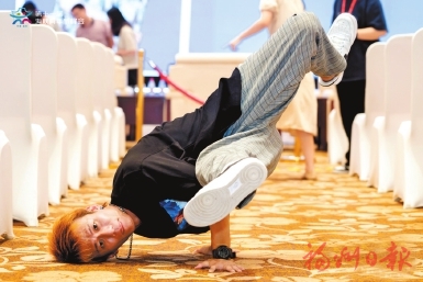 有故事说出来　有快乐嗨起来