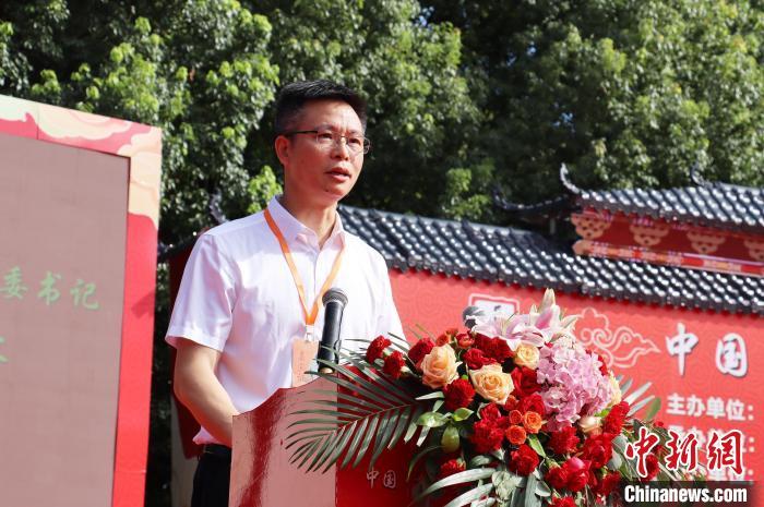 柘荣县委书记张晓容致辞。林榕生摄