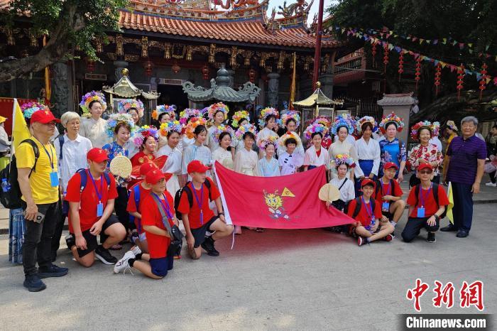 18日，2023年“中国寻根之旅”夏令营福建丰泽营在著名侨乡泉州举办。吴冠标摄