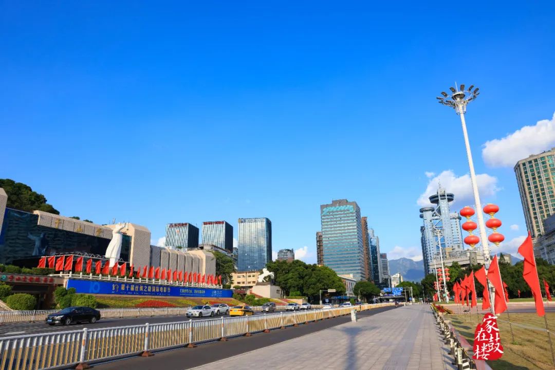好美！福州街头惊艳亮相！