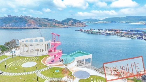 沉醉打卡　融入海岛的浪漫