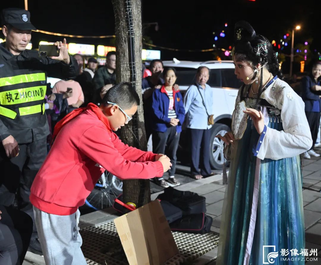 当闽剧走进夜市是种什么体验？