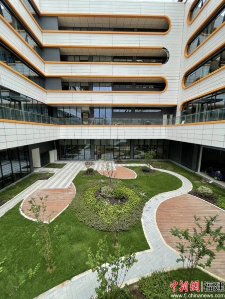 图为福建省妇产医院内的环境。福建建工集团 供图