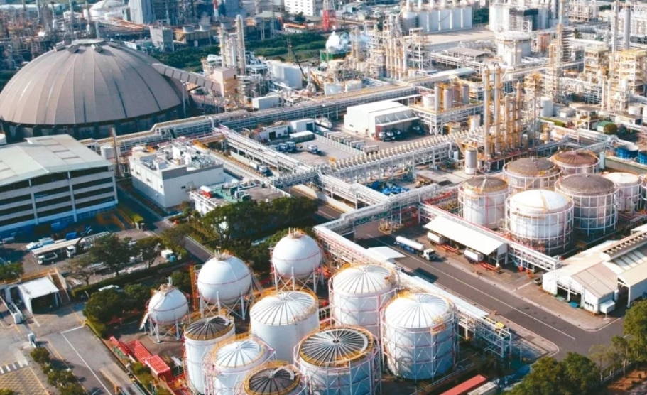 图为台湾园石化工业区。图片来源：台湾《联合报》