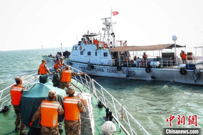 海上专项训练现场。漳州海警局供图