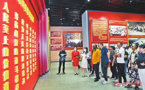 勇担文化使命 奏响奋进强音 勇担文化使命 奏响奋进强音