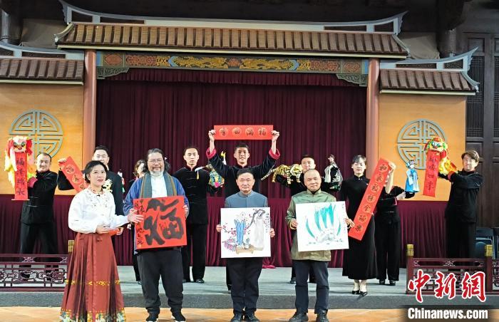 27日晚，“和谐节日——走进中国历史文化名城漳州”线上文化交流活动在福建漳州市举办。漳州市外办供图