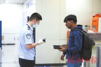 福州机场口岸　出入境客流量持续增长