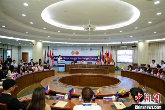 中国-东盟青年交流营正式开幕。　中国-东盟青年交流营会务组供图