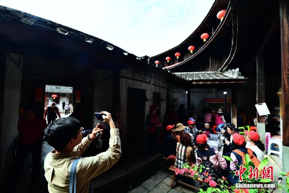 探访“福建土楼博物馆”南阳楼