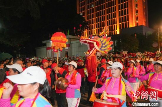 上杭民俗巡游共庆新春。上杭县融媒体中心供图