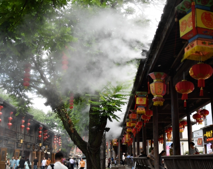 福州三坊七巷启用“大空调”降温