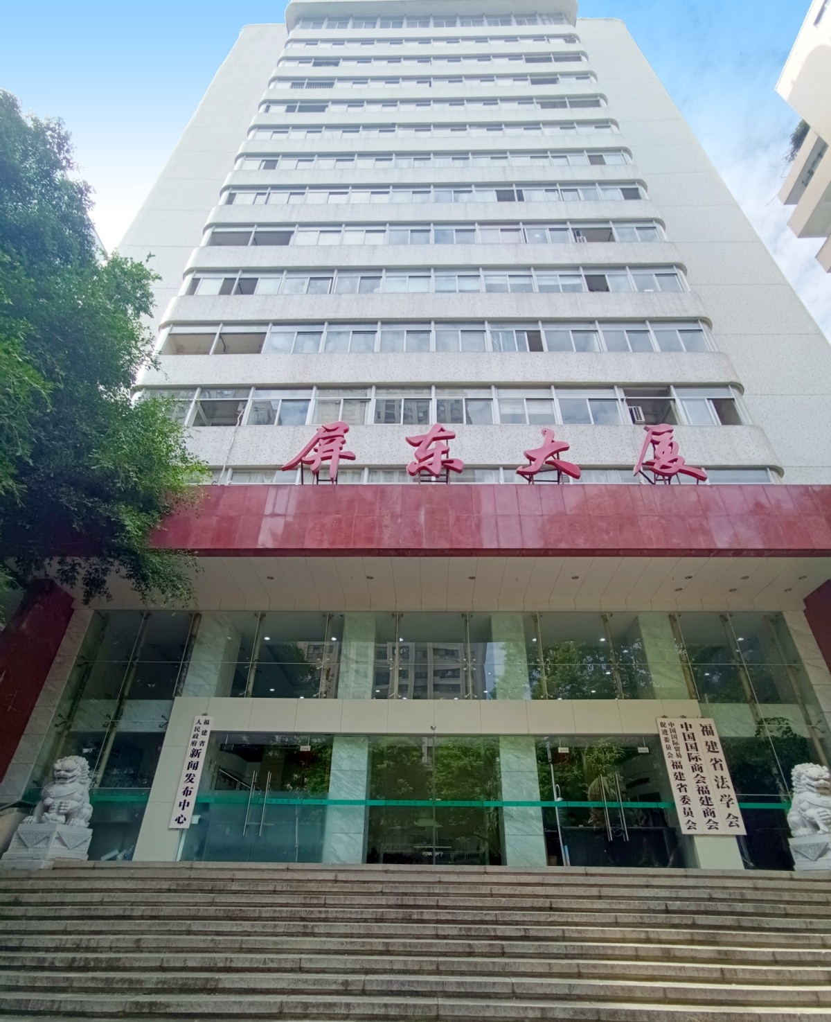 685235120f054.jpg