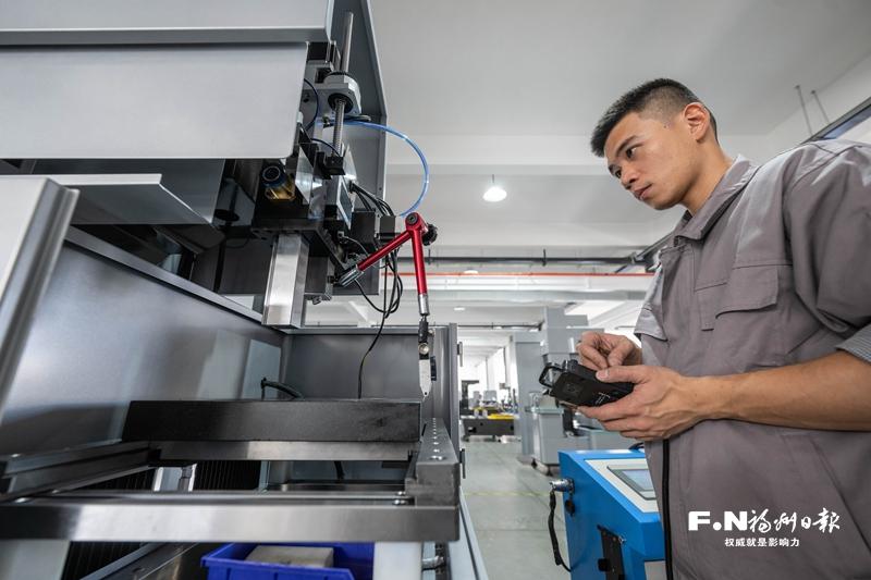 闽侯推动产业发展与城市建设同频共振