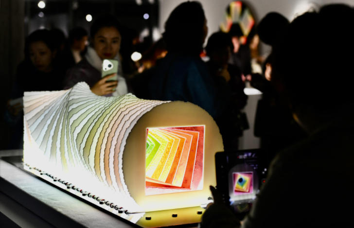 “中国白”国际陶瓷艺术大奖赛作品展在厦门举办