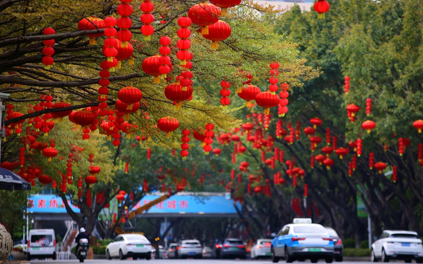 厦门：红红火火迎新春